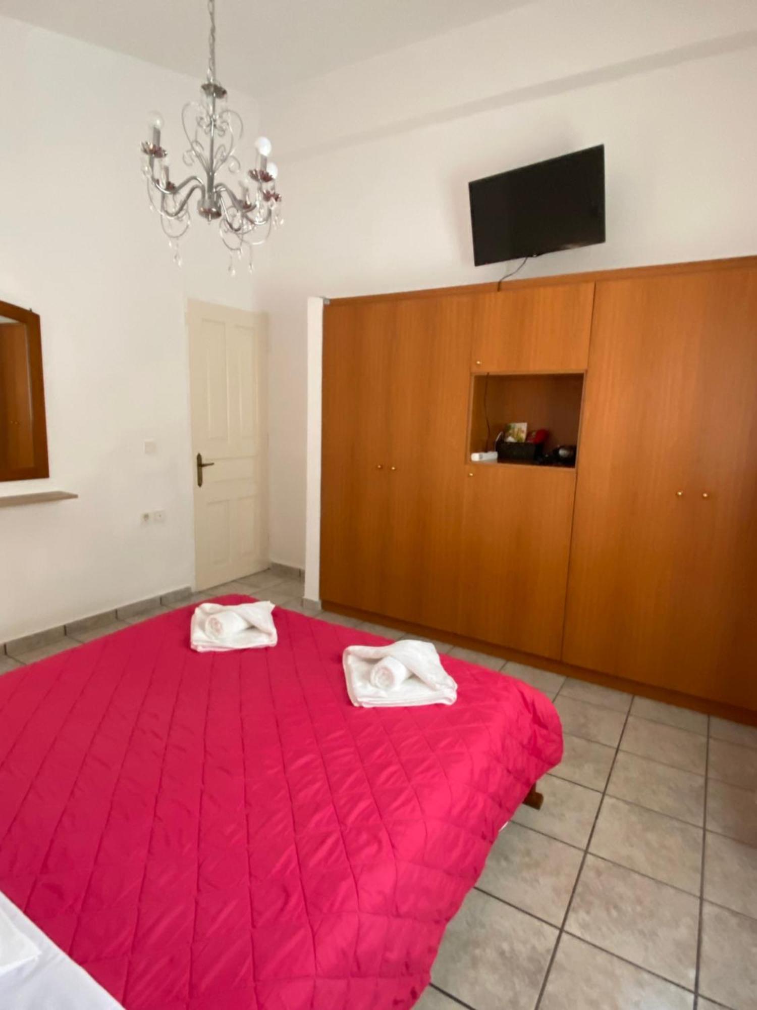 Aronis Spyros Panoramic Seaview Apartments Longos  Номер фото