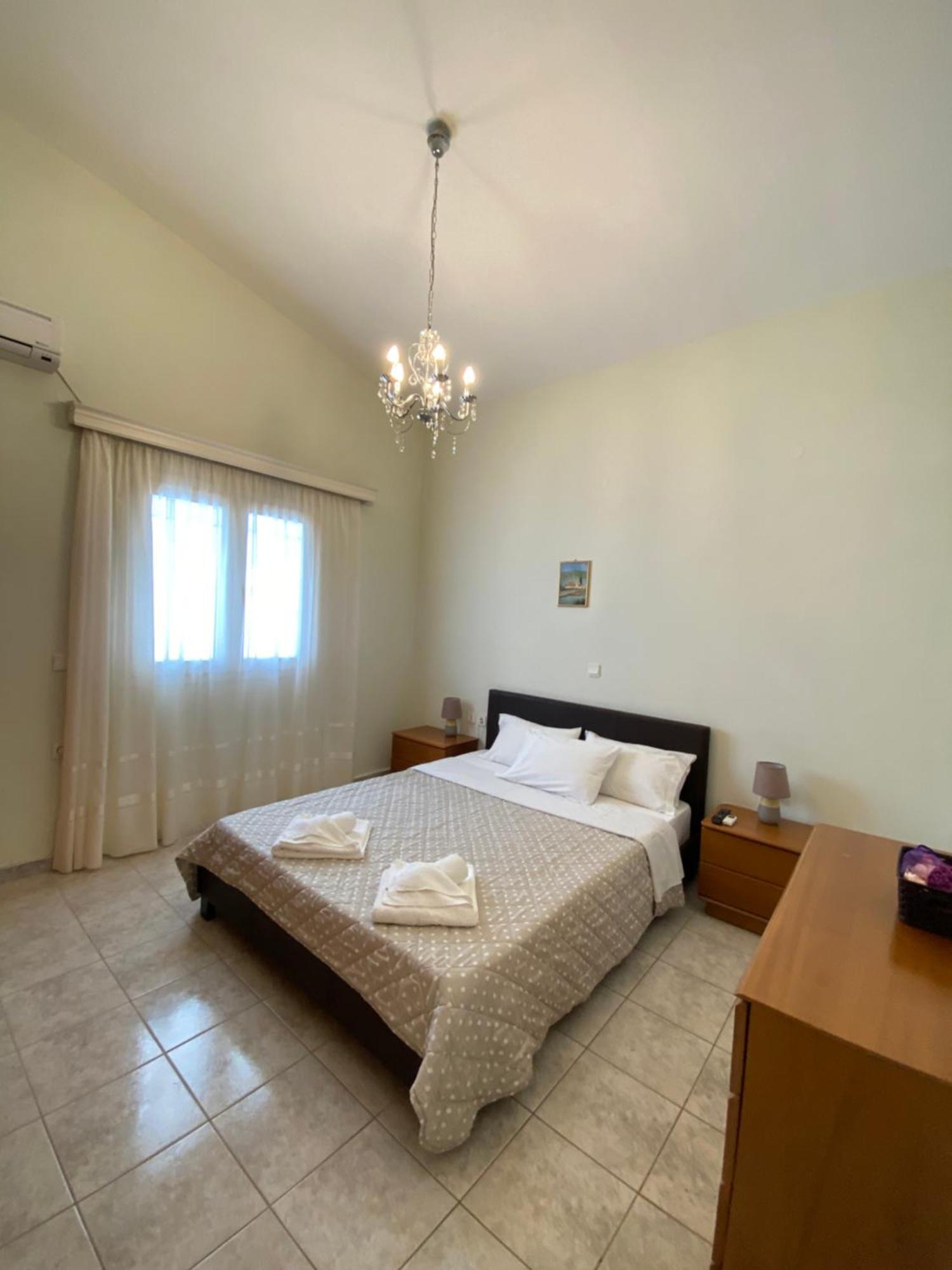 Aronis Spyros Panoramic Seaview Apartments Longos  Номер фото