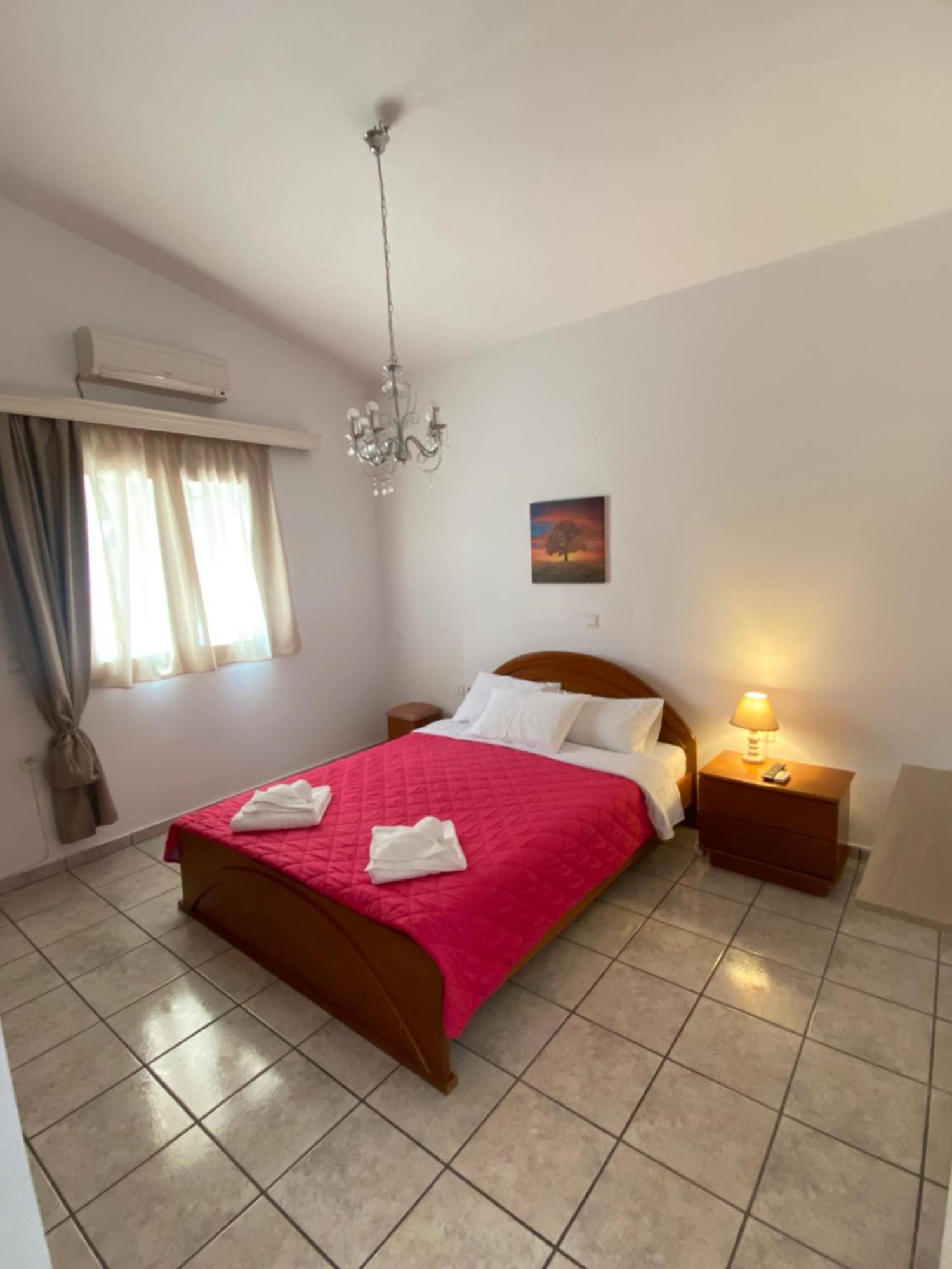Aronis Spyros Panoramic Seaview Apartments Longos  Номер фото