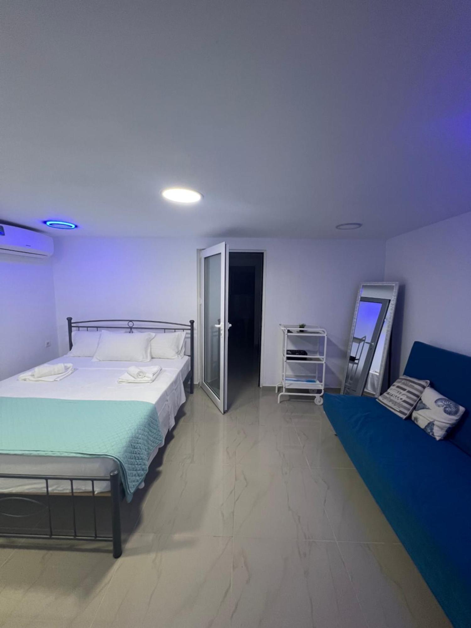 Aronis Spyros Panoramic Seaview Apartments Longos  Номер фото